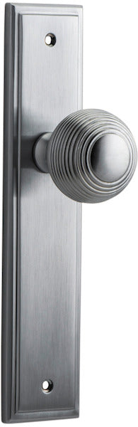 IVER GUILDFORD DOOR KNOB ON STEPPED BACKPLATE - CUSTOMISE TO YOUR NEEDS