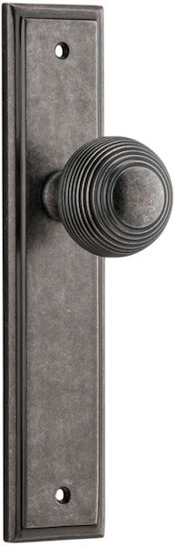 IVER GUILDFORD DOOR KNOB ON STEPPED BACKPLATE - CUSTOMISE TO YOUR NEEDS