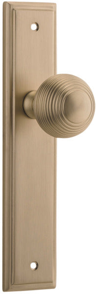 IVER GUILDFORD DOOR KNOB ON STEPPED BACKPLATE - CUSTOMISE TO YOUR NEEDS