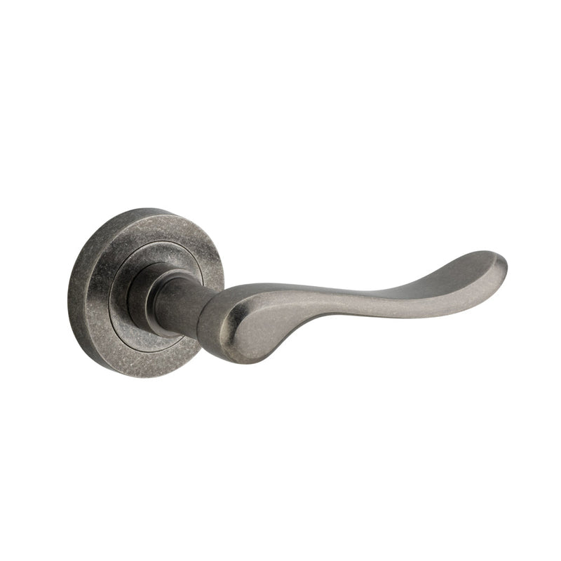 IVER STIRLING DOOR LEVER HANDLE ON ROUND ROSE - CUSTOMISE TO YOUR NEEDS