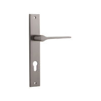 IVER COMO DOOR LEVER HANDLE ON RECTANGULAR BACKPLATE - CUSTOMISE TO YOUR NEEDS