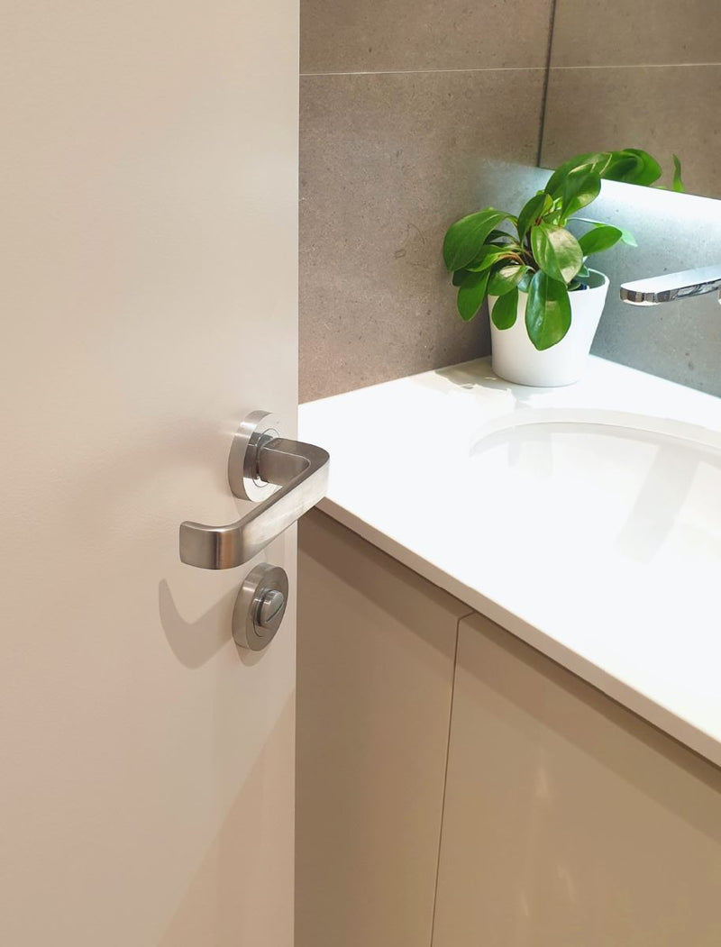 ZANDA STREAMLINE - Brushed Nickel & Satin Chrome