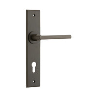 IVER BALTIMORE DOOR LEVER HANDLE ON CHAMFERED BACKPLATE - AVAILABLE IN VARIOUS FINISHES