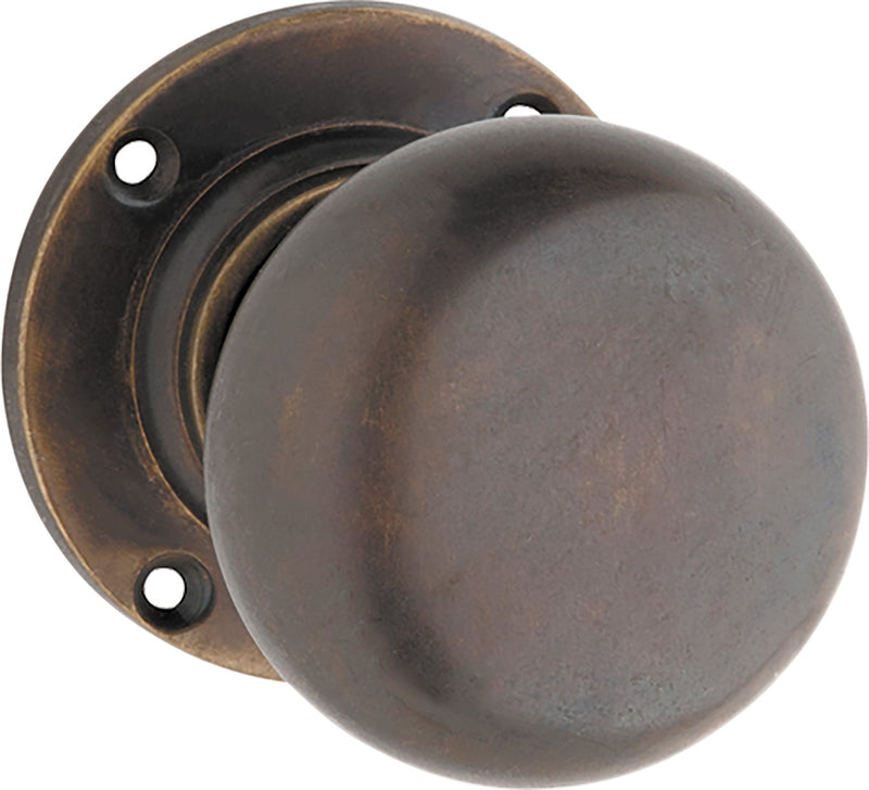 TRADCO VICTORIAN KNOB ON ROUND ROSE PAIR