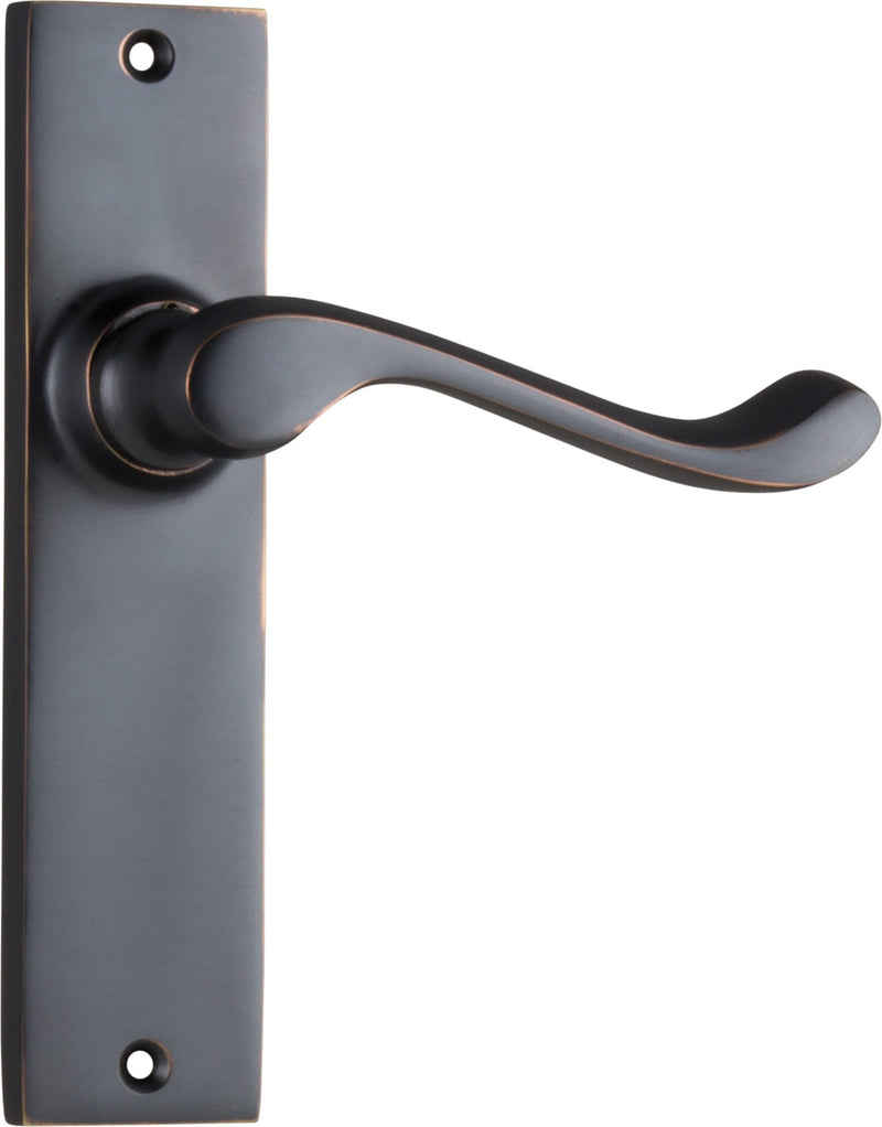 TRADCO FREMANTLE DOOR LEVER HANDLE ON RECTANGULAR BACKPLATE