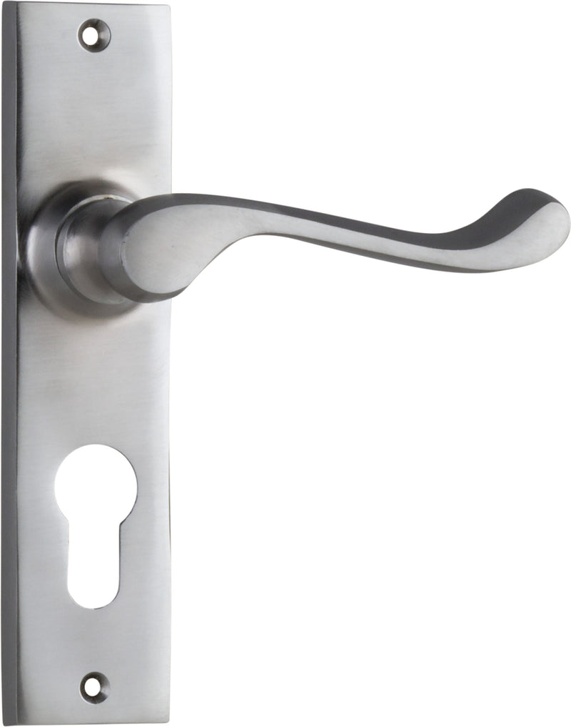 TRADCO FREMANTLE DOOR LEVER HANDLE ON RECTANGULAR BACKPLATE