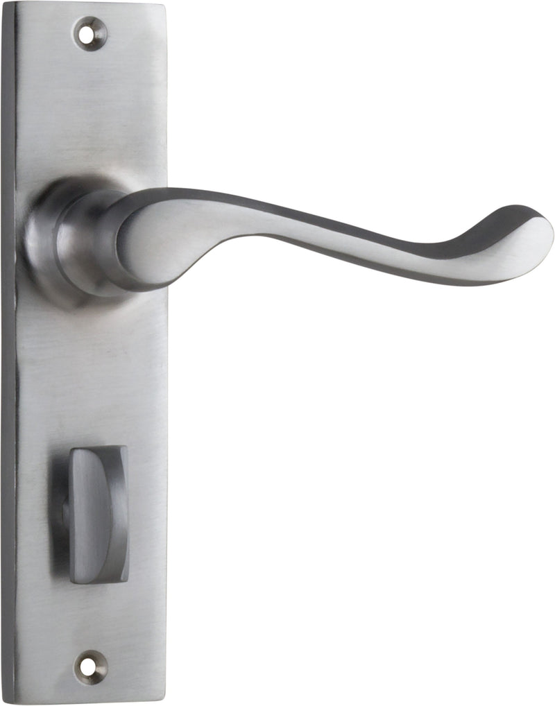 TRADCO FREMANTLE DOOR LEVER HANDLE ON RECTANGULAR BACKPLATE