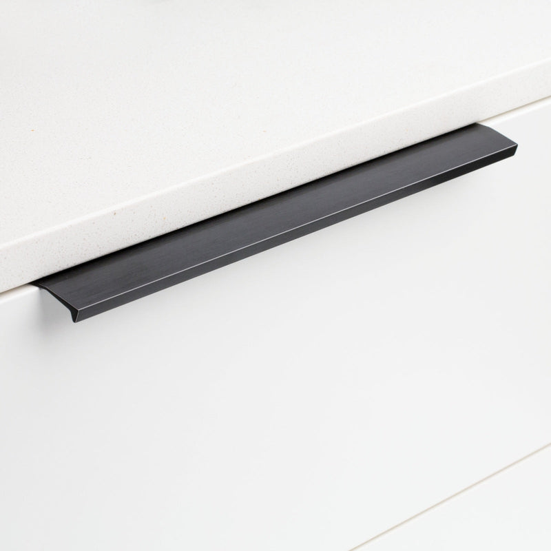 KETHY DL701 CABINET EDGE PULL 100MM