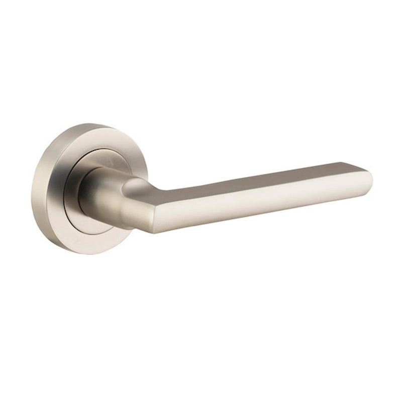 IVER BALTIMORE DOOR LEVER HANDLE ON ROUND ROSE - CUSTOMISE TO YOUR NEEDS